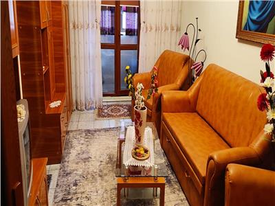 VANDUT !!!  Apartament 2 camere in Onesti, etajul 2, zona de jos la cheie