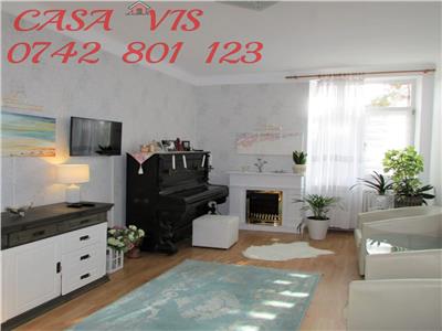 VANDUT !!! Apartament de lux, la parter cu balcon, totul nou, langa hotel Trotus