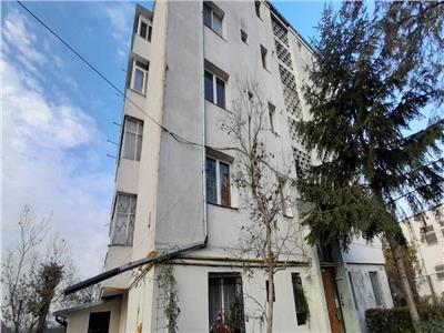 VANDUT !!! Apartament str Liliacului,  etajul 2 si prin credit bancar