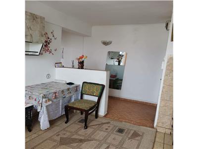 apartament 2camere langa primaria Onesti