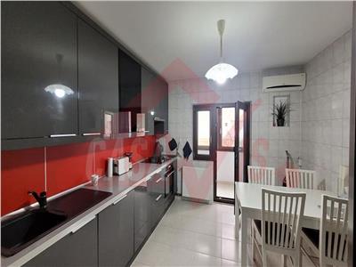 VANDUT !!! Apartament 3 camere zona Mal, etajul 1, la casute