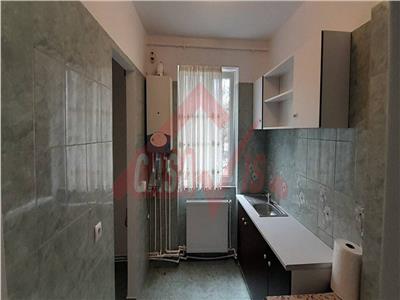 VANDUT !!! Apartament 2 camere zona de sus, bloc nou, etajul 1, renovat