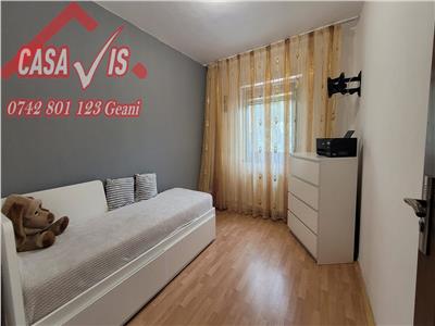 VANDUT !!! Cea mai buna oferta !!!  Etajul 1, 90 mp, bloc 1990, zona de jos, apartament 3 camere decomandat, 2 bai, 2 balcoane