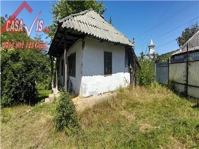 Casa cu teren 1450 mp in com Stefan cel Mare/Corbu, pozitie foarte frumoasa . Pret 14500 euro