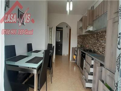 Apartament de lux in Onesti zona de sus, partaer cu balcon