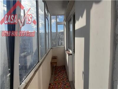 VANDUT !!! Apartament 3 camere zona Qvartal langa primaria Onesti, stradal catre Oituz