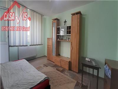 Garsoniera foarte spatiosa, 35 mp langa hotel Trotus, et. 10, lift nou
