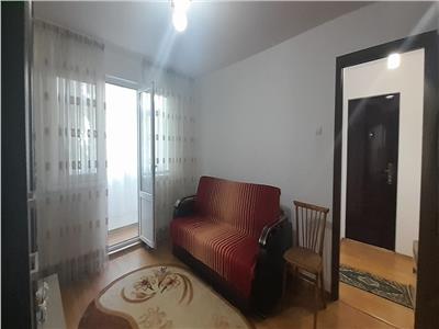 VANDUT !!! Etajul 1 langa hotel Trotus, RENOVAT RECENT, MOBILAT, UTILAT