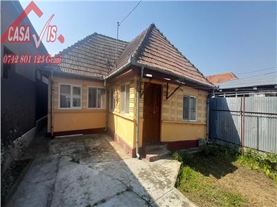 Schimb casa langa blocuri in Onesti cu apartament