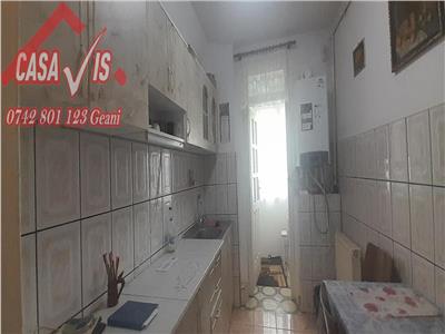 VANDUT !!! Apartament 2 camere, 53 mp langa hotelnTrotus 33500 euro