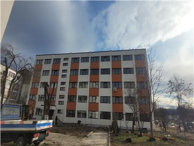 Garsoniera etajul 1, pret 28500 euro, zona de jos cu centrala proprie