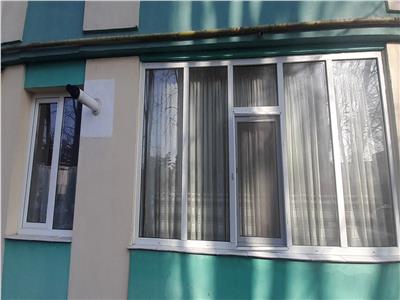 VANDUTA !!! Garsoniera cf 1 la etajul 2, str Republicii cu balcon, langa Flanco
