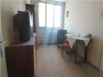 Foarte ieftin, doar 27900 euro, negociabil, apartament 50 mp cu balcon