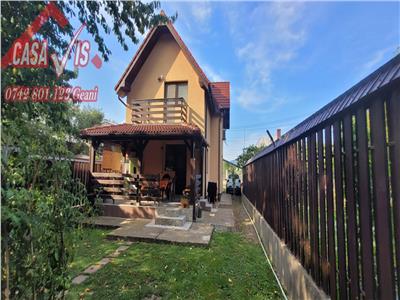 Vila 2008 la strada in Onesti 145000 euro, negociabil, la 2 minute de Dedeman