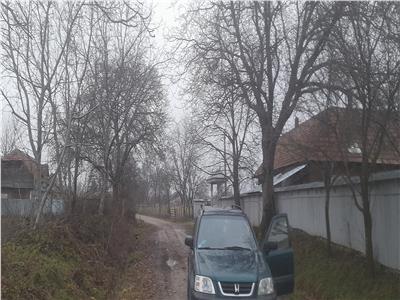 Teren langa Onesti 4,5 euro/mp com Buciumi, 10 minute de Onesti