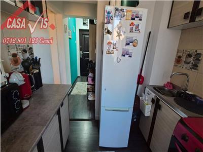 Apartament 2 camere in Onesti decomandat, 55 mp, etajul 6 cu lift, balcon