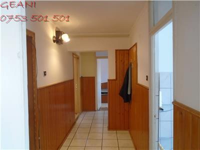 VANDUT DE CASA VIS !!! 24000 euro, str Stadionului; ian 2018 ,