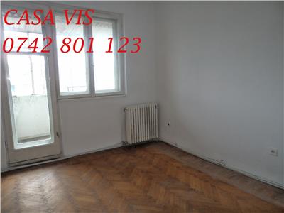 Apartament cu 3 camere, zona ultracentrala