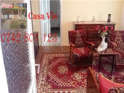 VANDUT !!! Apartament cu 2 camere, etaj intermediar,