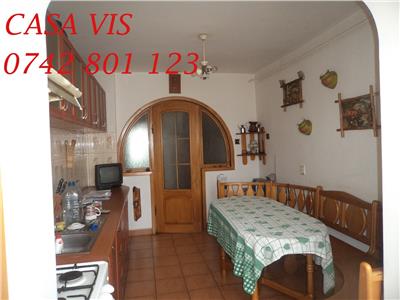 Apartament cu 3 camere, zona de sus a orasului, strada Belvedere