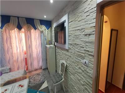 VANDUT !!! Apartament renovat 2018, etajul 2 din 4