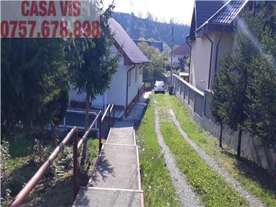 VANDUTA !!! Casa de vanzare in Onesti, 6 camere, 900 mp teren. Casa Vis Onesti si www.casavis.ro